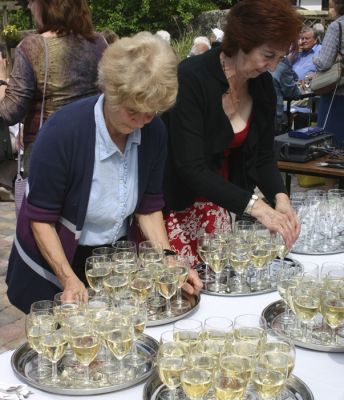 Click to view full size image
==============
02MG03_031
Mary Reid and Lesley Peters were willing helpers as usual
By Tony Morris
02MG03_031
Mary Reid and Lesley Peters were willing helpers as usual
By Tony Morris