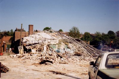 Click to view full size image
==============
03_1WS020_4
The Airpak site being cleared for redevelopment - 1987
From Brian Burgess
03_1WS020_4
The Airpak site being cleared for redevelopment - 1987
From Brian Burgess