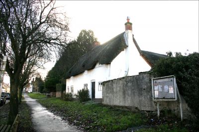 03_1WS025
Cottage next to the former police station with the old notice board still up - 2005 

By Tony Morris
