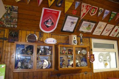 18_1_03_RF004_10
Part of the club bar room 

By Tony Morris
