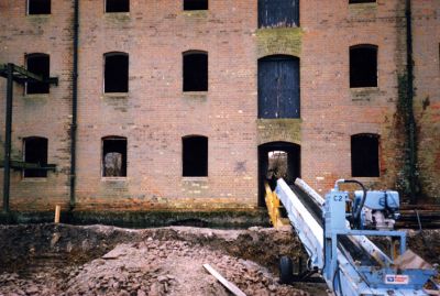 04TM01_03_05
February 1987 - work in progress at the rear of the building 

By Brian Burgess
