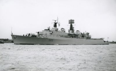 Click to view full size image
==============
04TM03_04_18
HMS Fife
From Colin Inman
04TM03_04_18
HMS Fife
From Colin Inman