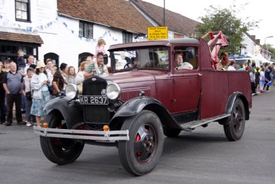 Click to view full size image
==============
15_2SF003_2_04_32
And an old breakdown truck - just in case
By Tony Morris
15_2SF003_2_04_32
And an old breakdown truck - just in case
By Tony Morris
