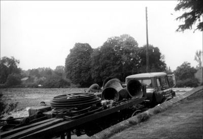 Click to view full size image
==============
05_1CR003_16_01
This series of pictures shows the bells being returned to Overton
From Paul Holmes
05_1CR003_16_01
This series of pictures shows the bells being returned to Overton
From Paul Holmes
