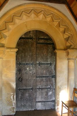 Click to view full size image
==============
05_1CR004_01
The interesting old bifold front door to St Mary's is thought to date from about 1350 - 1400.
By Tony Morris
05_1CR004_01
The interesting old bifold front door to St Mary's is thought to date from about 1350 - 1400.
By Tony Morris