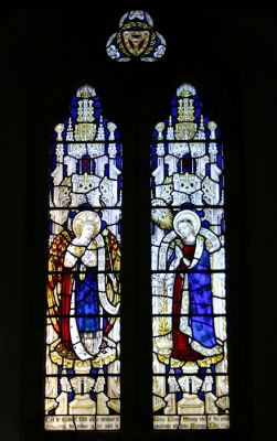 05_1CR004_04
St Mary's glass 

By Tony Morris
