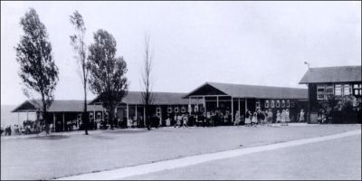 05_3CD002_1_01
Lordsfield School 1960 (Published by kind permission of the Hampshire Chronicle) 

From Alison Deveson
