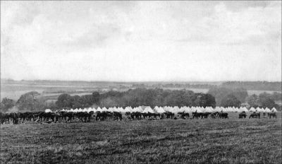 08_2QH007_2
Soldiers camping at Quidhampton - 19th June 1909 

From Brian Burgess
