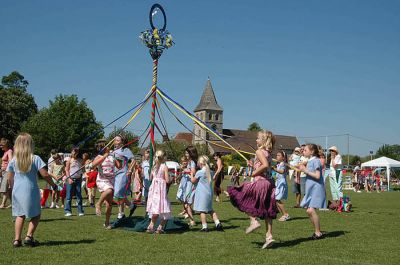 14_1OR15_02
Children dancing round the maypole at the church fete - 2006 

By John Hodge
