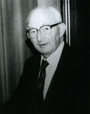 14_2OR14_4
Harold Redstall - 1993. Harold served as Vice President of Overton FC for many years until he became President in 1972, a position he retained to his death in 1993. He was very active in local football and was a referee for 27 years. He also served on Basingstoke Borough Council for many years and was Mayor of Basingstoke in 1966/67 

From the ORC
