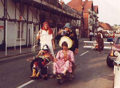 Click to view full size image
==============
15_1OC002_03_03
This is in the High street - part of the wheelbarrow race c.1981 showing Ray Webb, Nigel Williams, ? , Denny McCann
Photo from Janice Stott
15_1OC002_03_03
This is in the High street - part of the wheelbarrow race c.1981 showing Ray Webb, Nigel Williams, ? , Denny McCann
Photo from Janice Stott