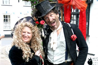 Click to view full size image
==============
15_2SF002_02
Entertainers - chimney sweep and lady friend
By Tony Morris
15_2SF002_02
Entertainers - chimney sweep and lady friend
By Tony Morris