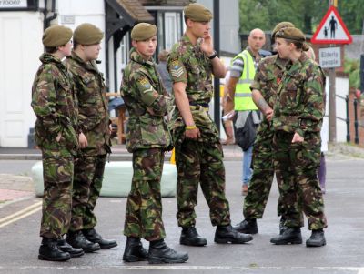 15_2SF004_1_00_04
Young Army Cadets from 4 (Overton) Platoon were there to lend a hand as needed 

By Raynor Rudland
